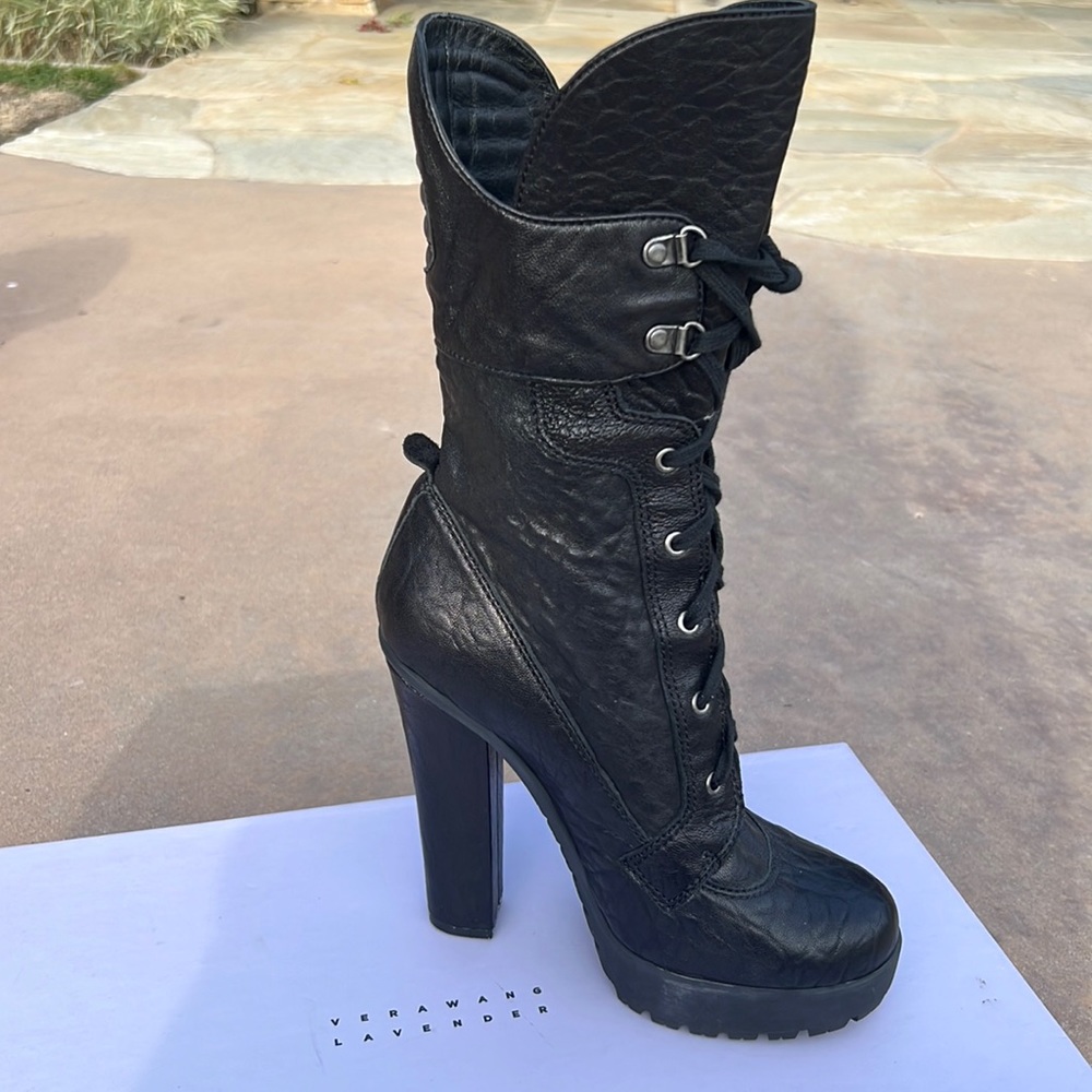 VERA WANG LAVENDER MOTO COMBAT BOOTS BLACK 8